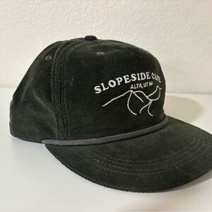 Slopeside Ski Hat
